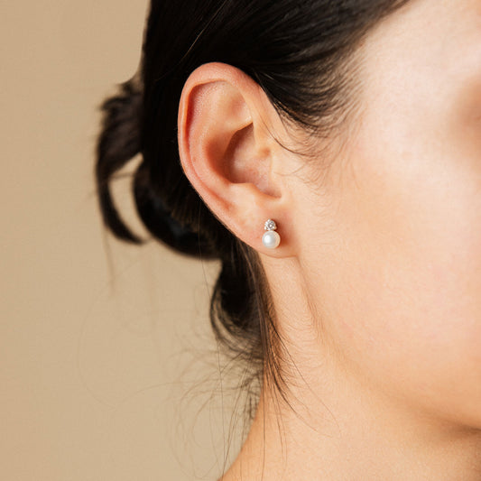 Sami Pearl Studs