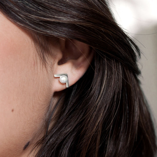Largo Pearl Studs
