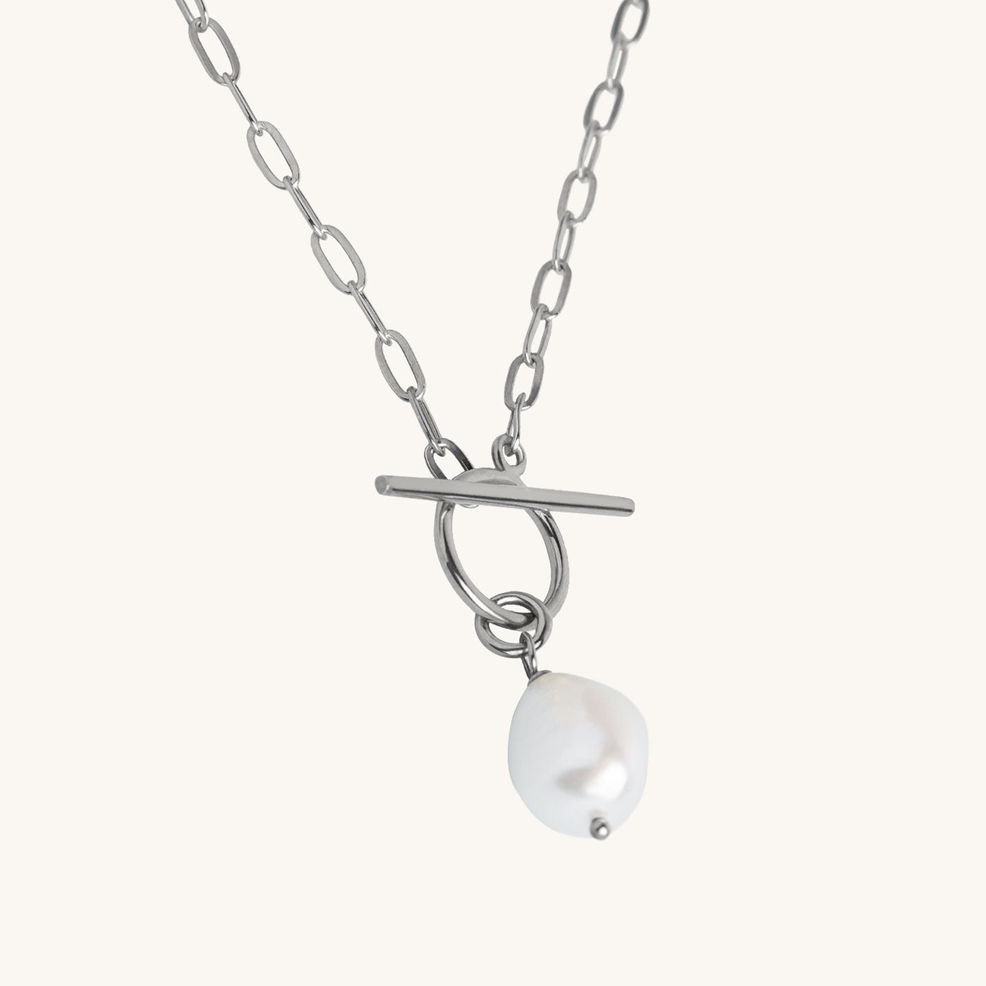Pearl Loop Necklace